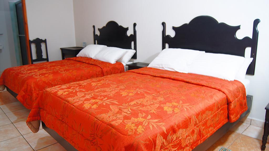 Uw Oasis Hotel La Ceiba Bilik gambar
