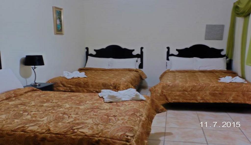 Uw Oasis Hotel La Ceiba Bilik gambar