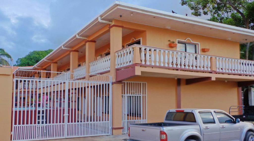 Uw Oasis Hotel La Ceiba Bilik gambar
